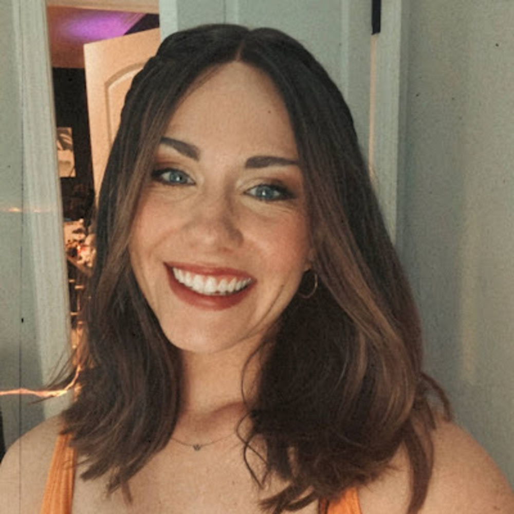 Meet your Posher, Lena